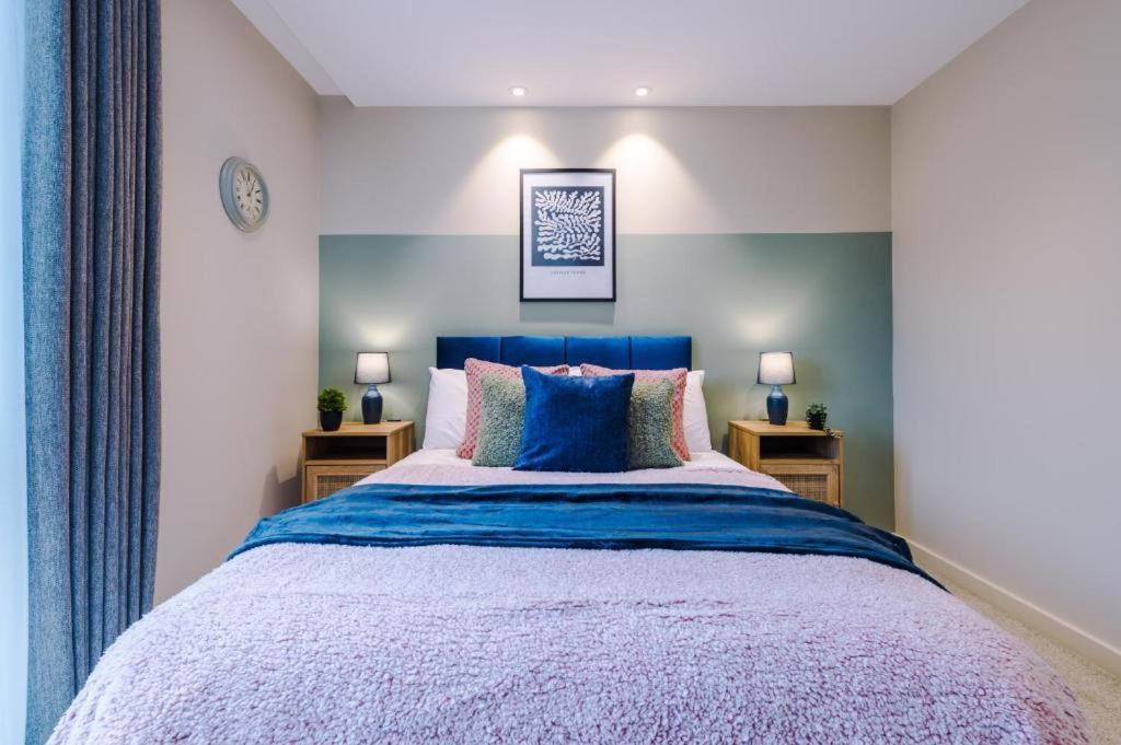 Exquisite Central York Abode Sleeps 6! 외부 사진