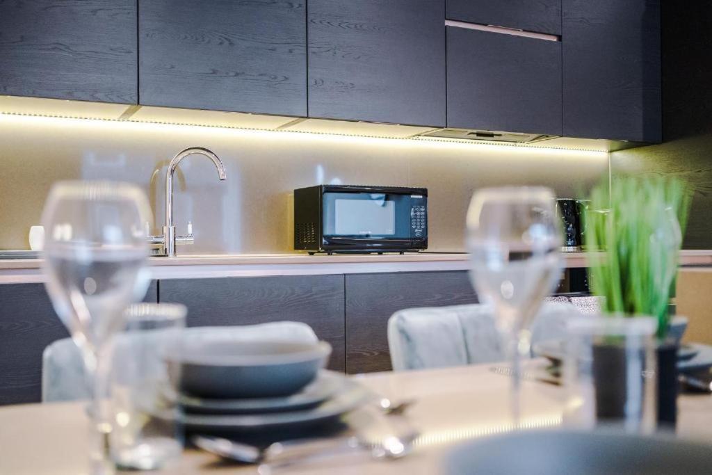 Exquisite Central York Abode Sleeps 6! 외부 사진