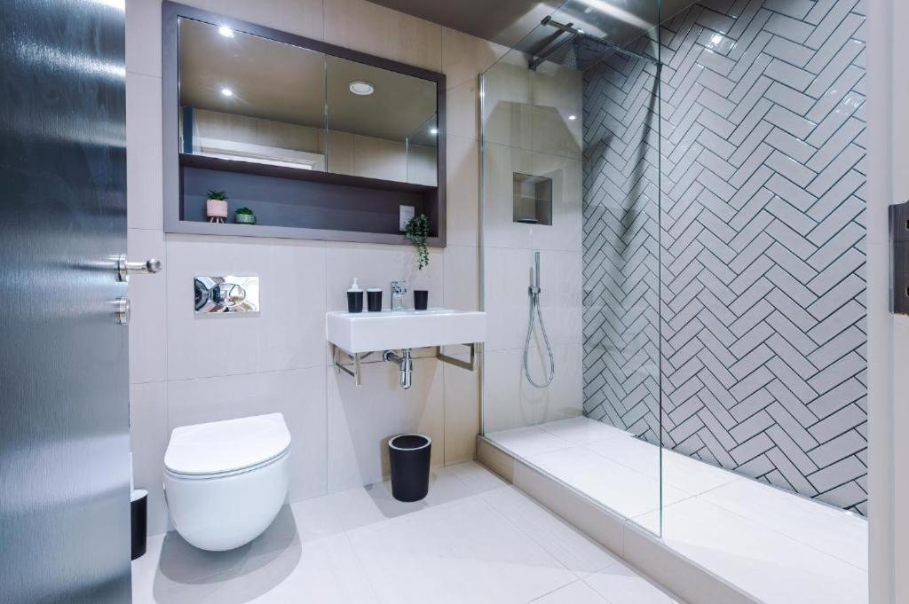 Exquisite Central York Abode Sleeps 6! 외부 사진