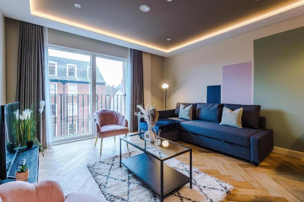 Exquisite Central York Abode Sleeps 6! 외부 사진