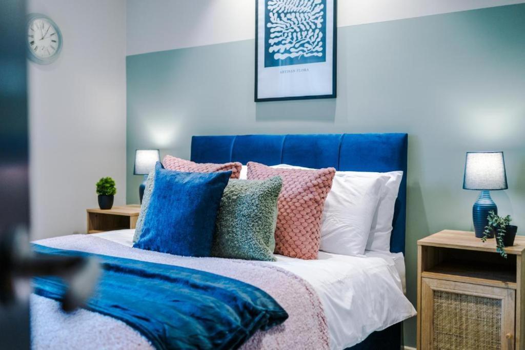 Exquisite Central York Abode Sleeps 6! 외부 사진