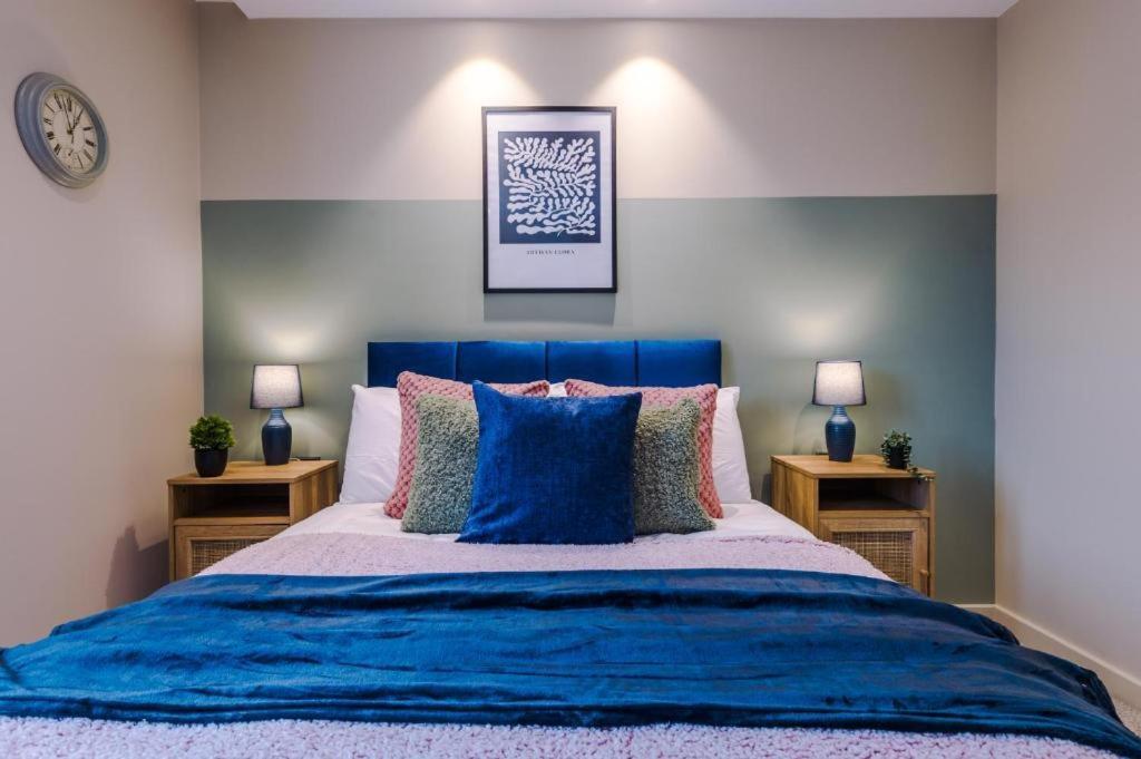 Exquisite Central York Abode Sleeps 6! 외부 사진
