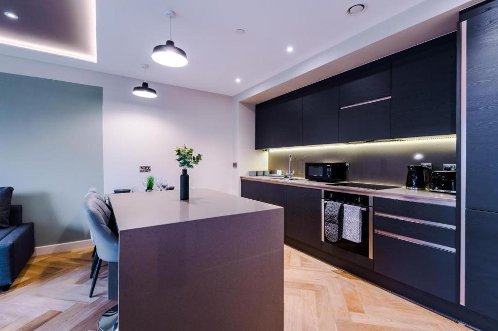 Exquisite Central York Abode Sleeps 6! 외부 사진