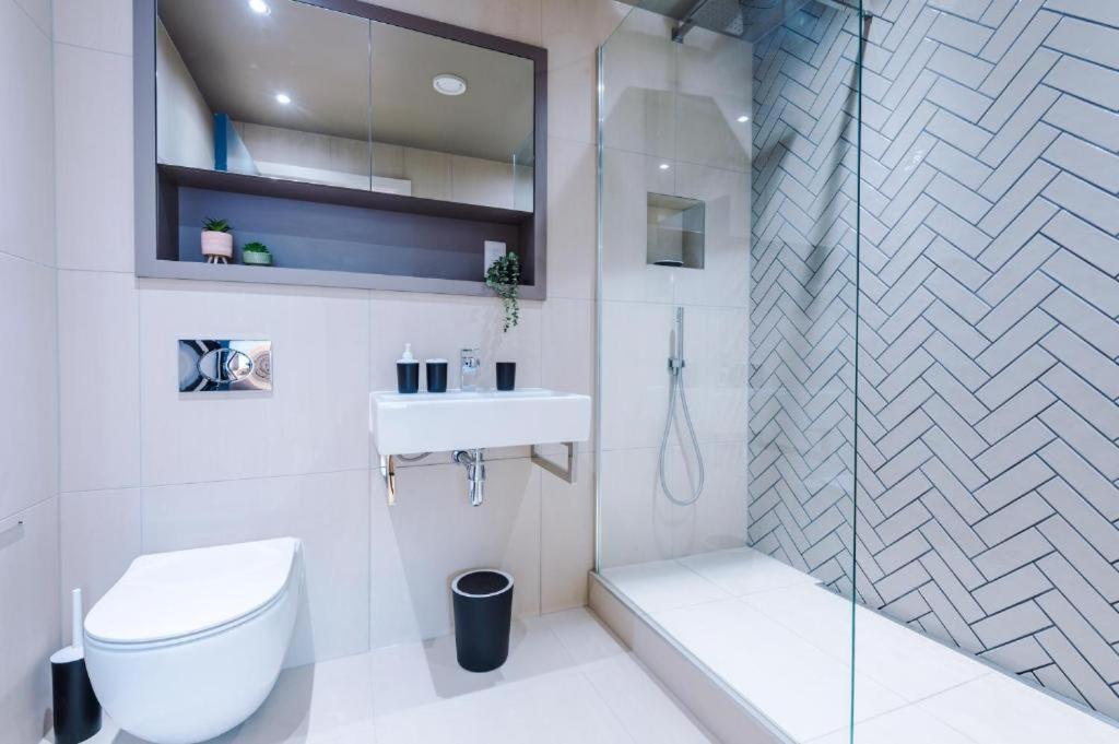 Exquisite Central York Abode Sleeps 6! 외부 사진